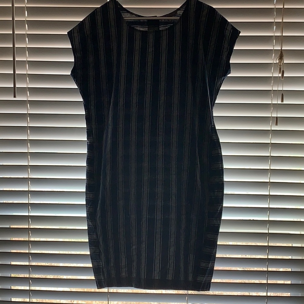 Summer sheath dress, keep cool and look cooler!